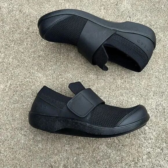 TRAQ by Alegria Women's Qwik Strap Black Slip On Women’s Size 36 - Picture 1 of 11